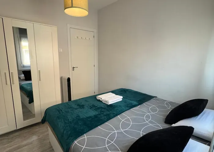 Hermoso Piso Cerca Al Centro De Madrid Pilarica